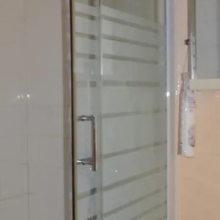 Apartman T3 75m², 2 Terrasses Avec Acces Direct Aux Calanques, Wifi, Parking Privatif - Fr-1-100-147 *